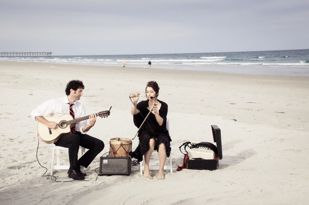topsail island wedding photography musicians on the beach